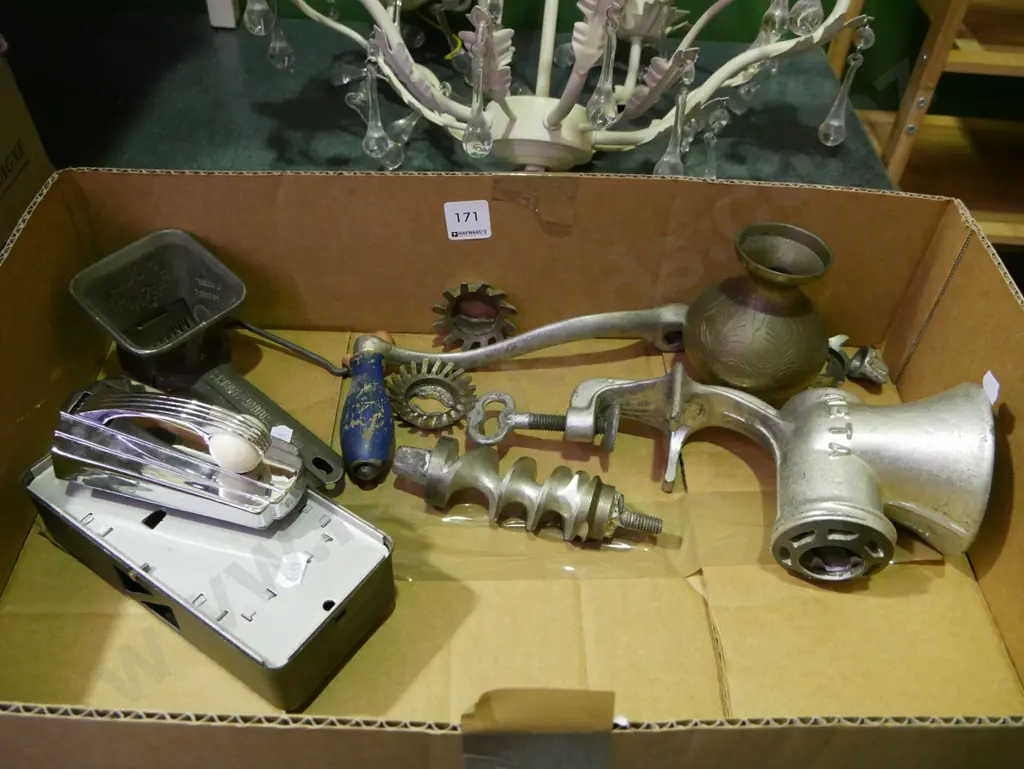 retro door bell, bench top mincer, brass vase etc Image 1++