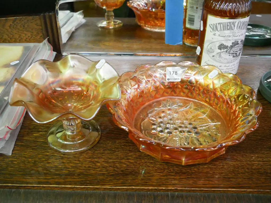 carnival glass comport and bowl Image 1++