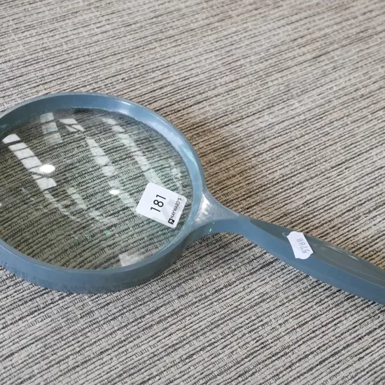 magnifying glass