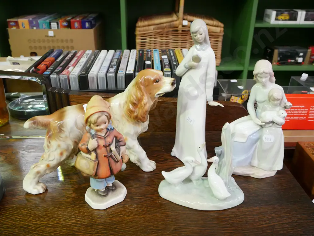 5x figurine Image 1++