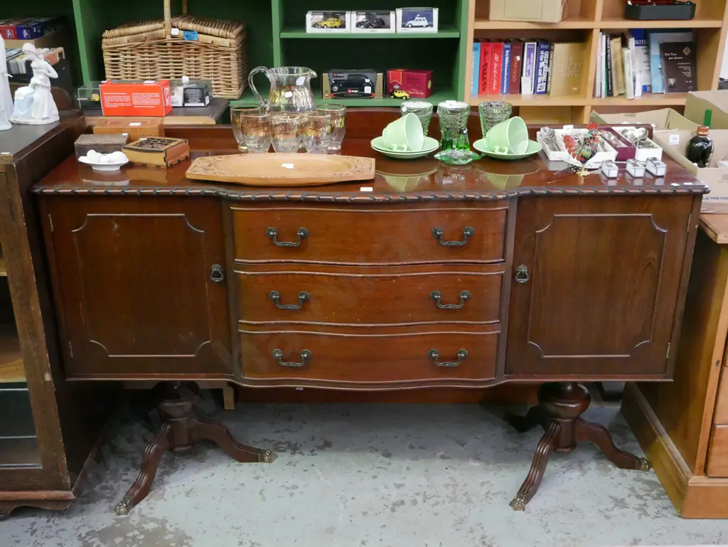 mahogany twin pedestal based buffet sideboard with 2 doors, 3 drawers, 1 with cutlery interior Image 1++