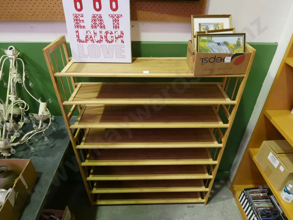 bamboo and cane bookcase/shoe rack H-1250 W-910 D-230 Image 1++