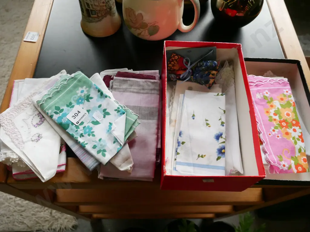 various hankerchiefs Image 1++
