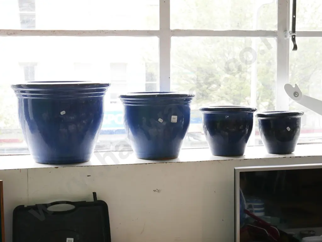 4x blue glazed garden planters Image 1++