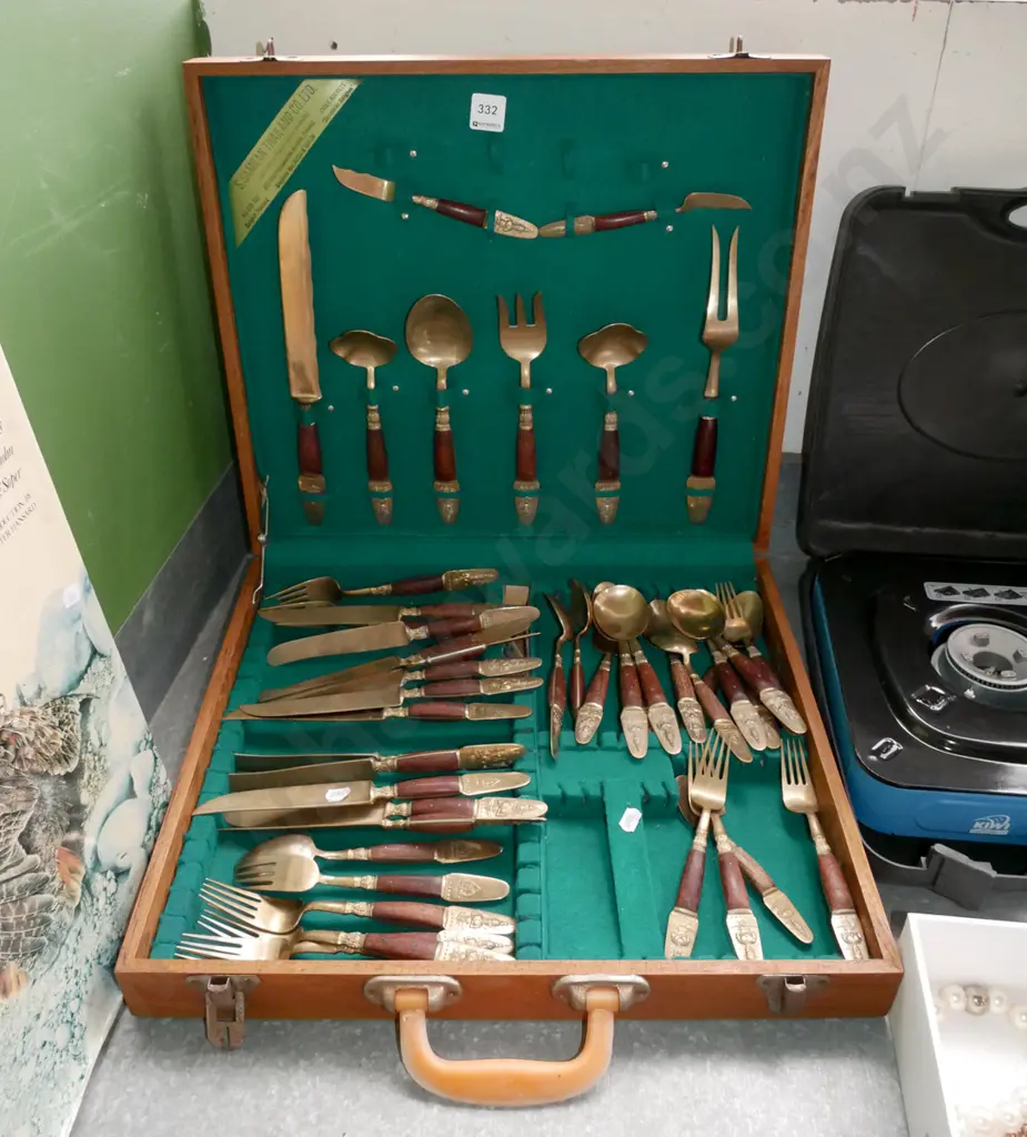 boxed Taiwanese cutlery Image 1++