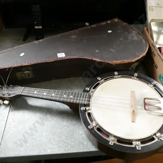 vintage banjo-mandolin in case