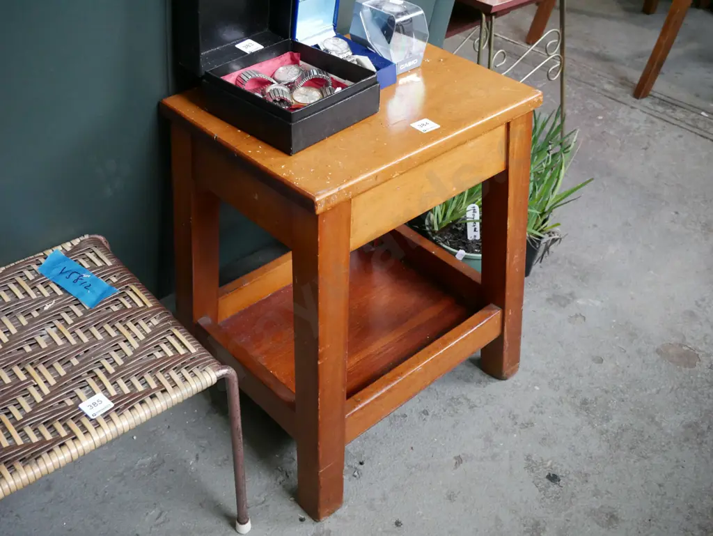 solid rimu stool Image 1++