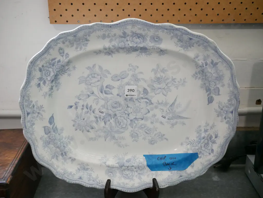 early large blue and white ashet - chip to back rim Image 1++