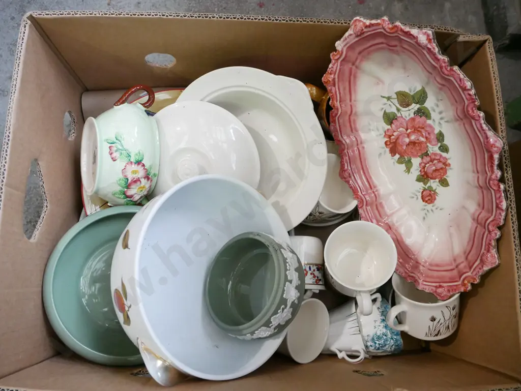 box; pink floral dish, Crown Lynn coffee cups, lidded veges etc Image 1++
