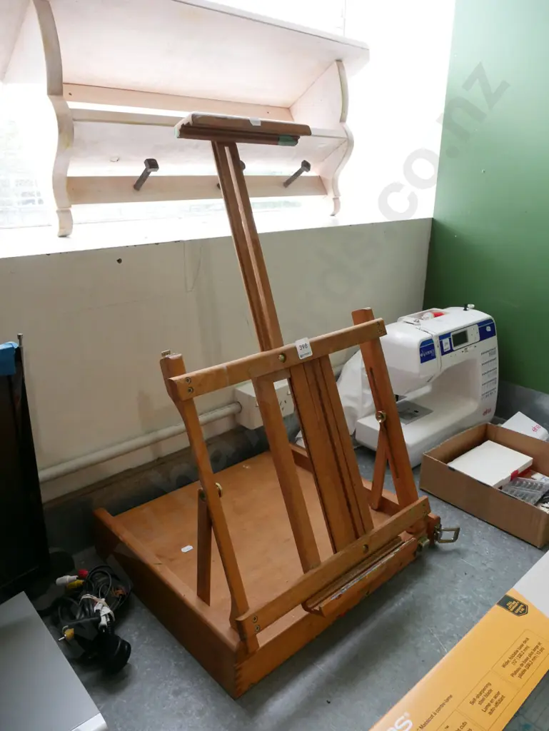 combination artist box and easel Image 1++
