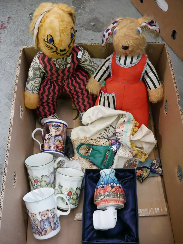 box; soft toys, coffee cups, night light etc Image 1++