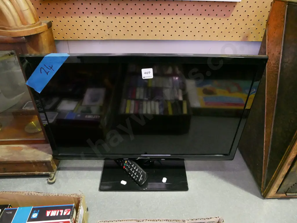 Panasonic 24" TV Image 1++