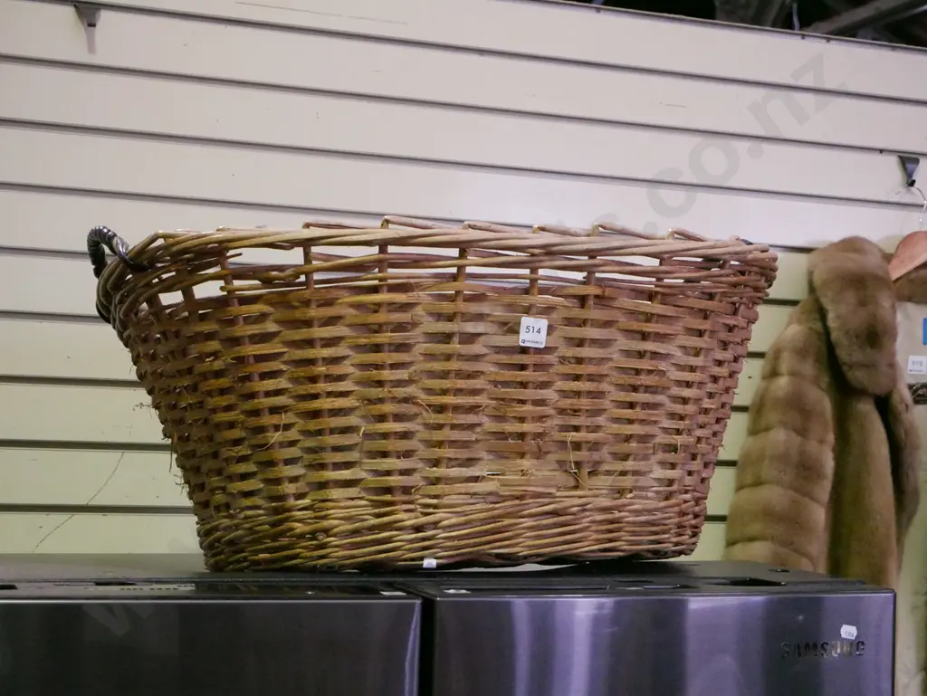 cane laundry basket Image 1++