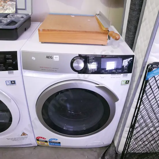 AEG 8000 series Lavamat front load washing machine