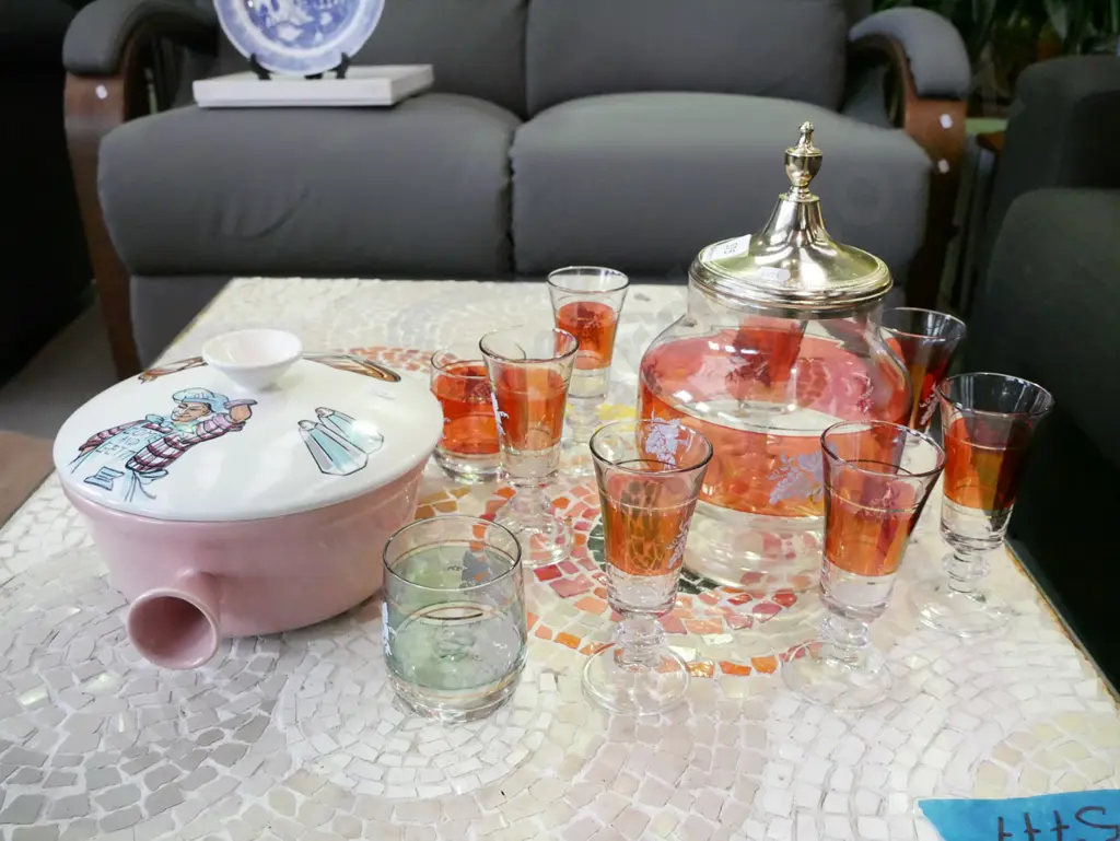retro ruby glass and gold punch bowl with 6 matching glasses, 2 tumblers, lidded vege Image 1++