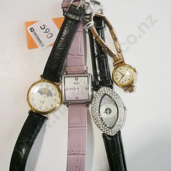 4x wristwatches