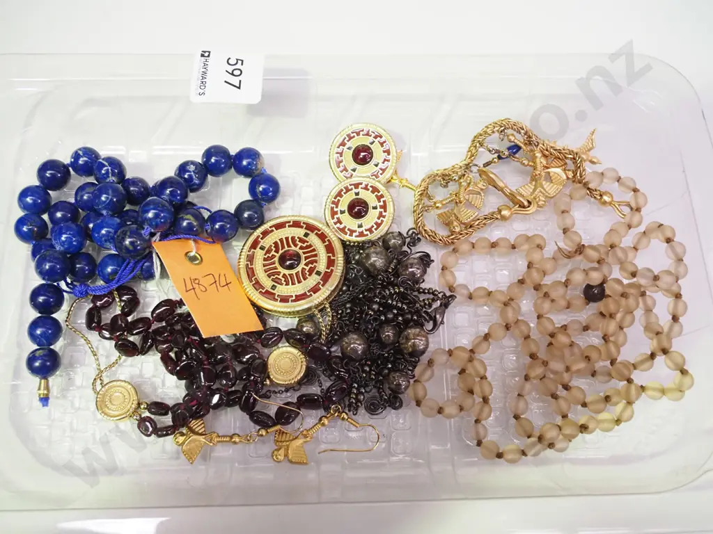 tray of costume jewellery, necklaces, earrings, medallion etc Image 1++