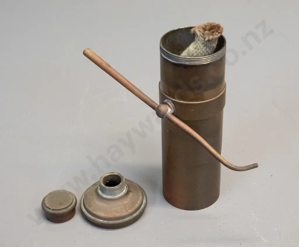 4 vintage brass items - Eclipse and Spraygen garden sprayers, spring-loaded Tecalimit grease gun, and a small item with Image 1++