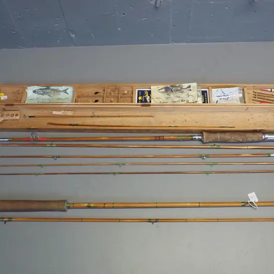 retro Japanese timber-cased fresh water fishing set including split-cane 3-piece rod and floats, flies, line etc. Has 4