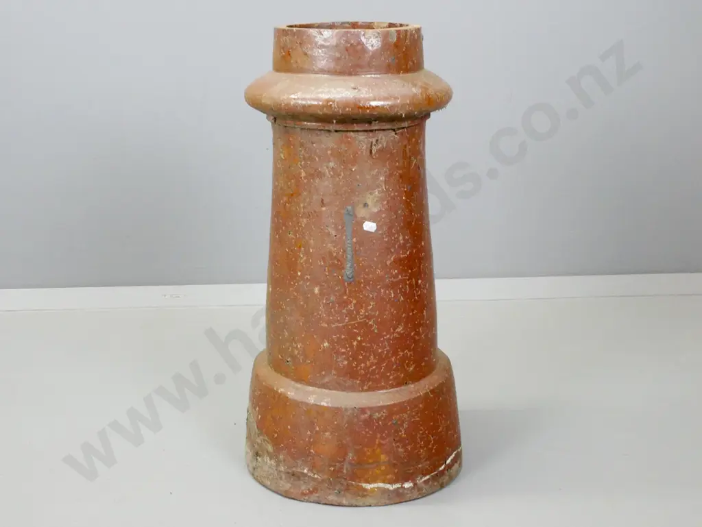 salt-glazed chimney pot - several glaze chips H-660 D-340 Image 1++