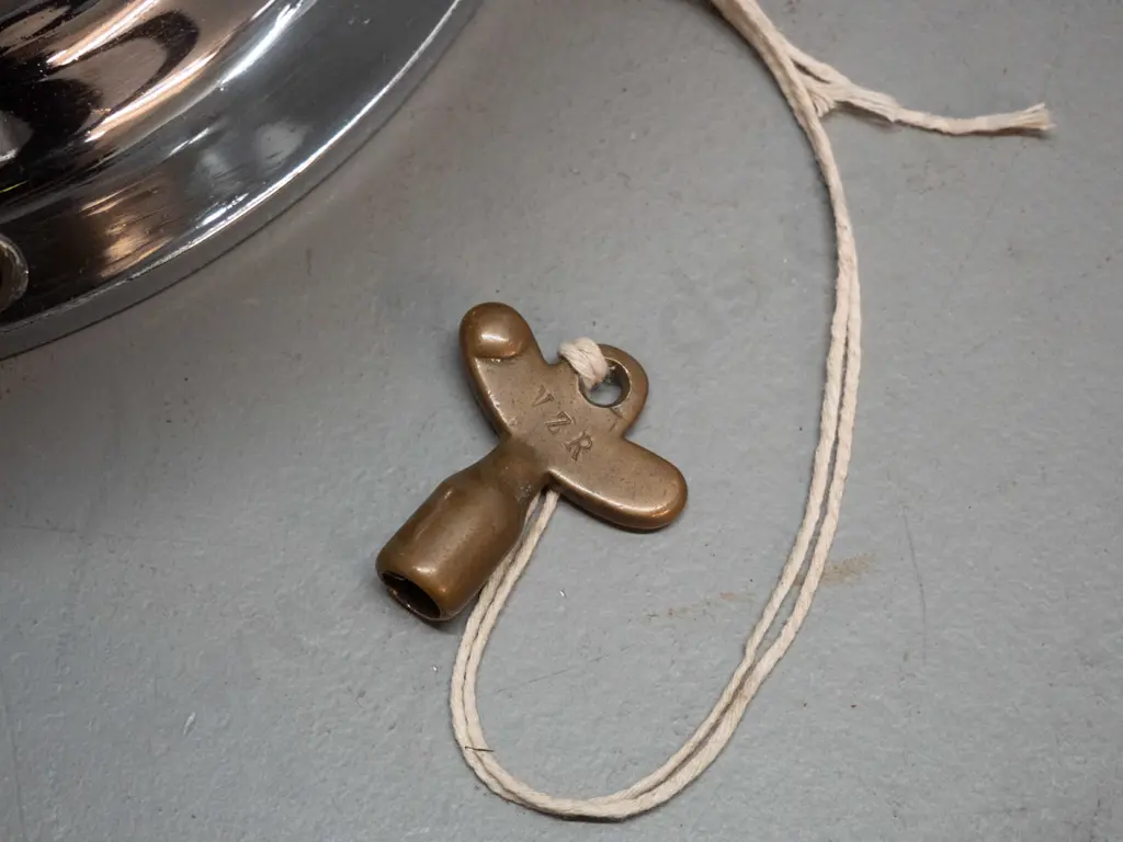 circa 1930s vintage NZR railway carriage chrome and glass 2-bulb light fitting with key H-300 D-300 Image 1++