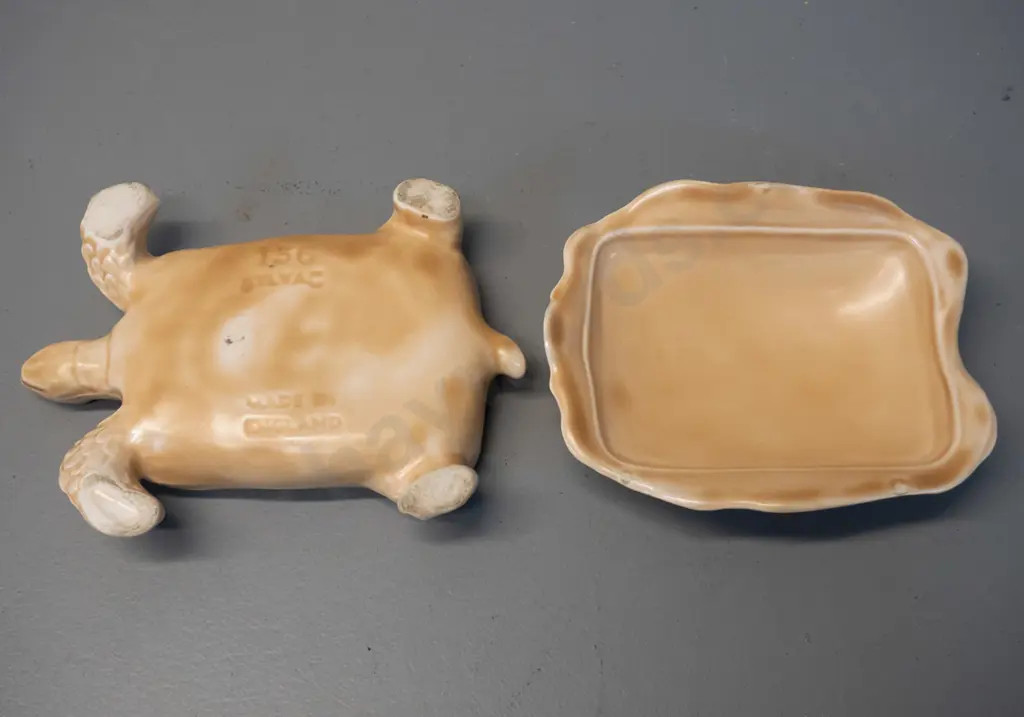 vintage Sylvac turtle shaped lidded trinket H-70 L-170 Image 1++