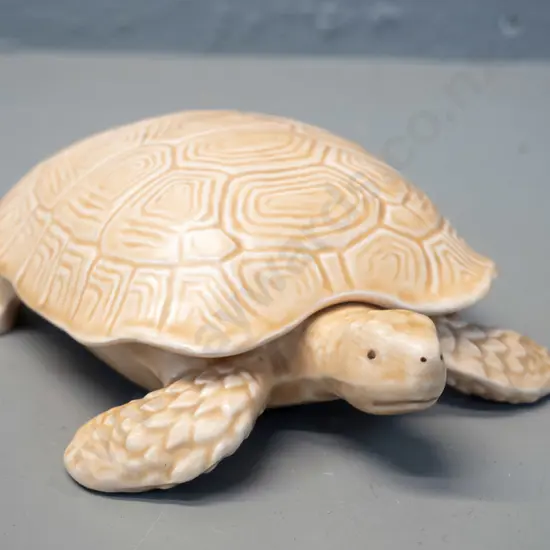 vintage Sylvac turtle shaped lidded trinket H-70 L-170
