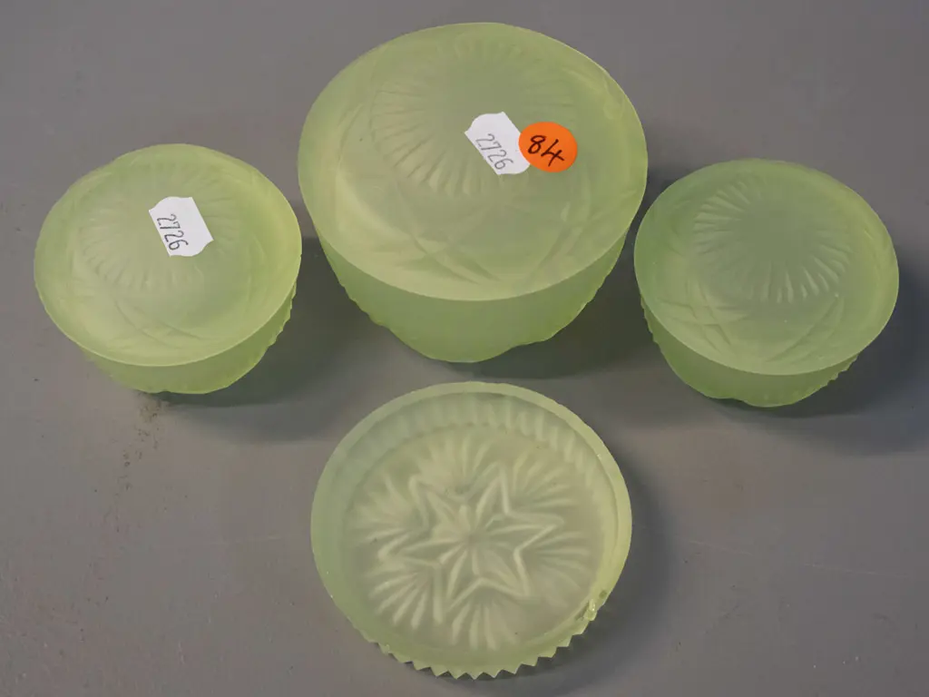 4-piece frosted green uranium glass dressing table set - chips to pin dish and chip under lid of large pot H80 D90 Image 1++