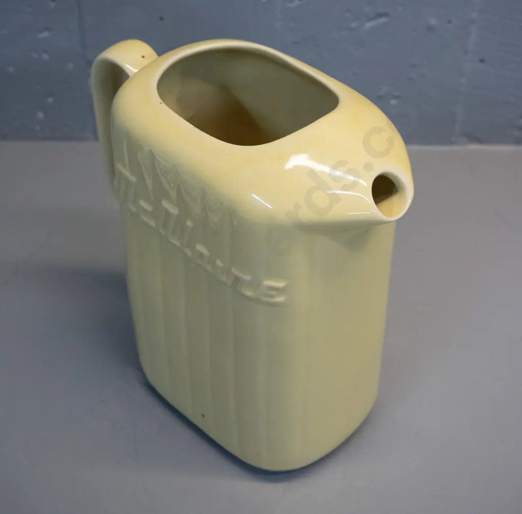 McAlpine refrigerator jug - yellow H-220 W-220 Image 1++