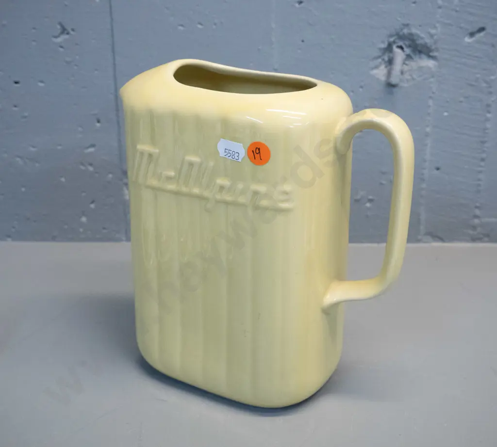 McAlpine refrigerator jug - yellow H-220 W-220 Image 1++