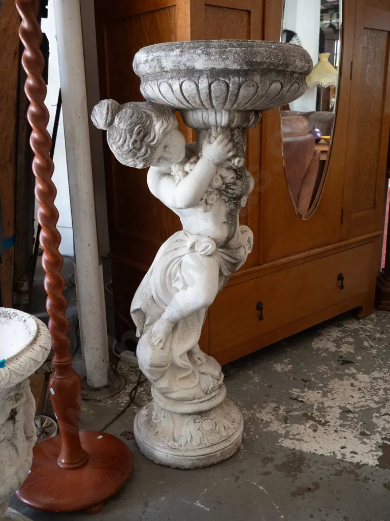 tall cast concrete bird bath H-1120 Diam 420 Image 1++
