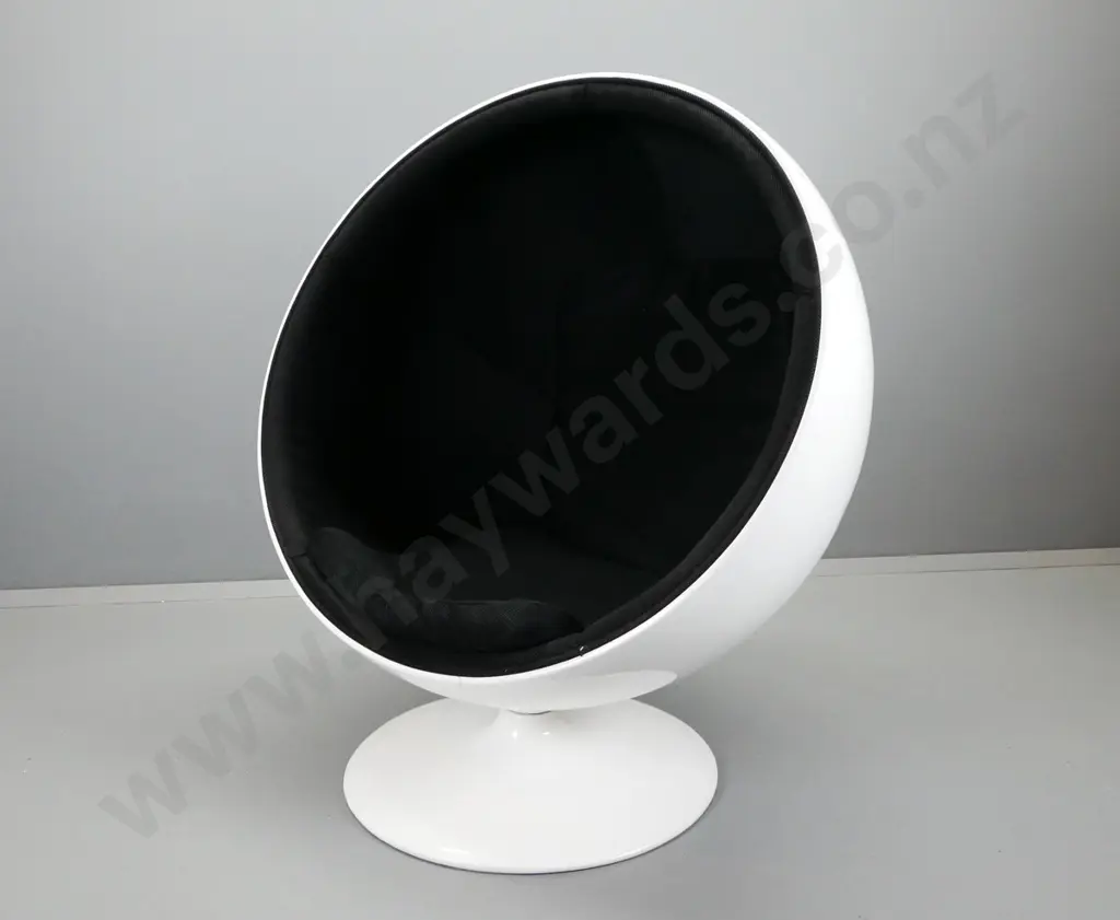 retro style white finish fibreglass globe or ball chair with black upholstery - minor cracking/dents to Image 1++