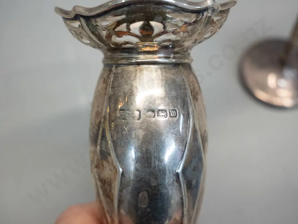 2 small sterling silver bud vases - taller is H-140 Image 1++