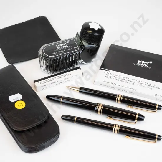 boxed Mont Blanc pen set
