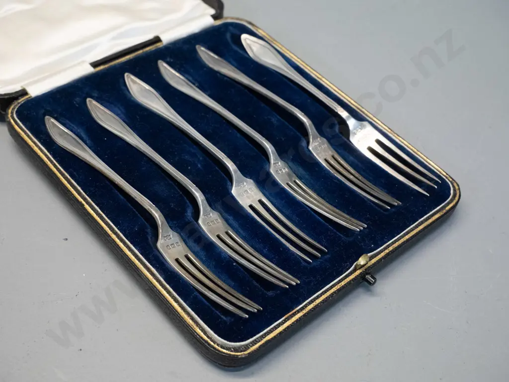 cased set of 6 vintage sterling silver pickle forks - each L-125 Image 1++