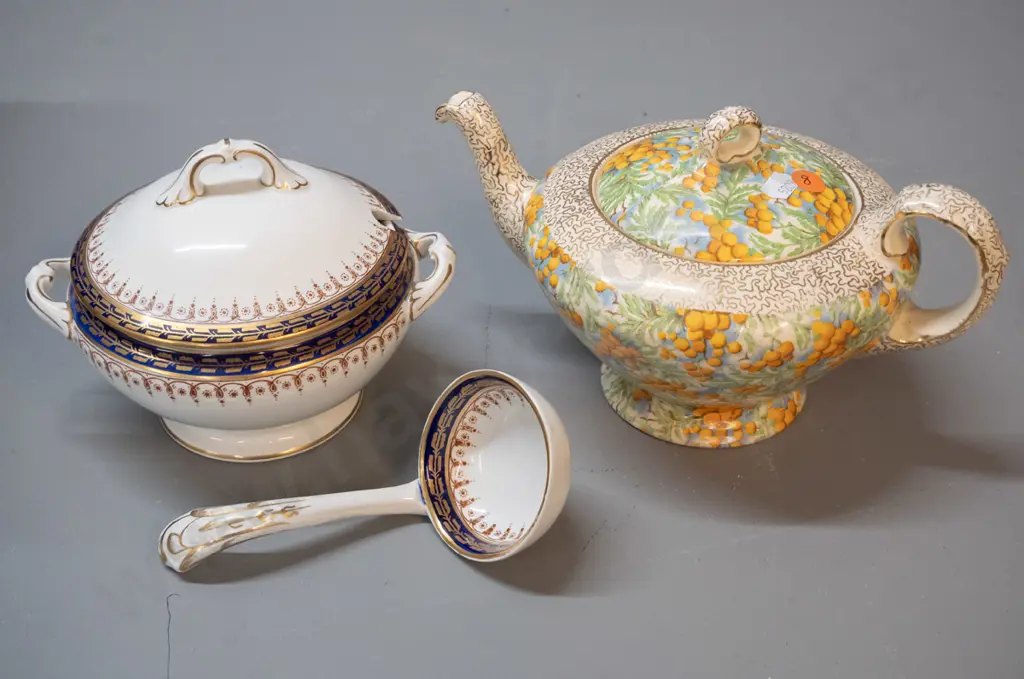 Wedgwood cobalt and gold banded sauce boat and ladle and an Empire wattle design teapot H150 L250 Image 1++