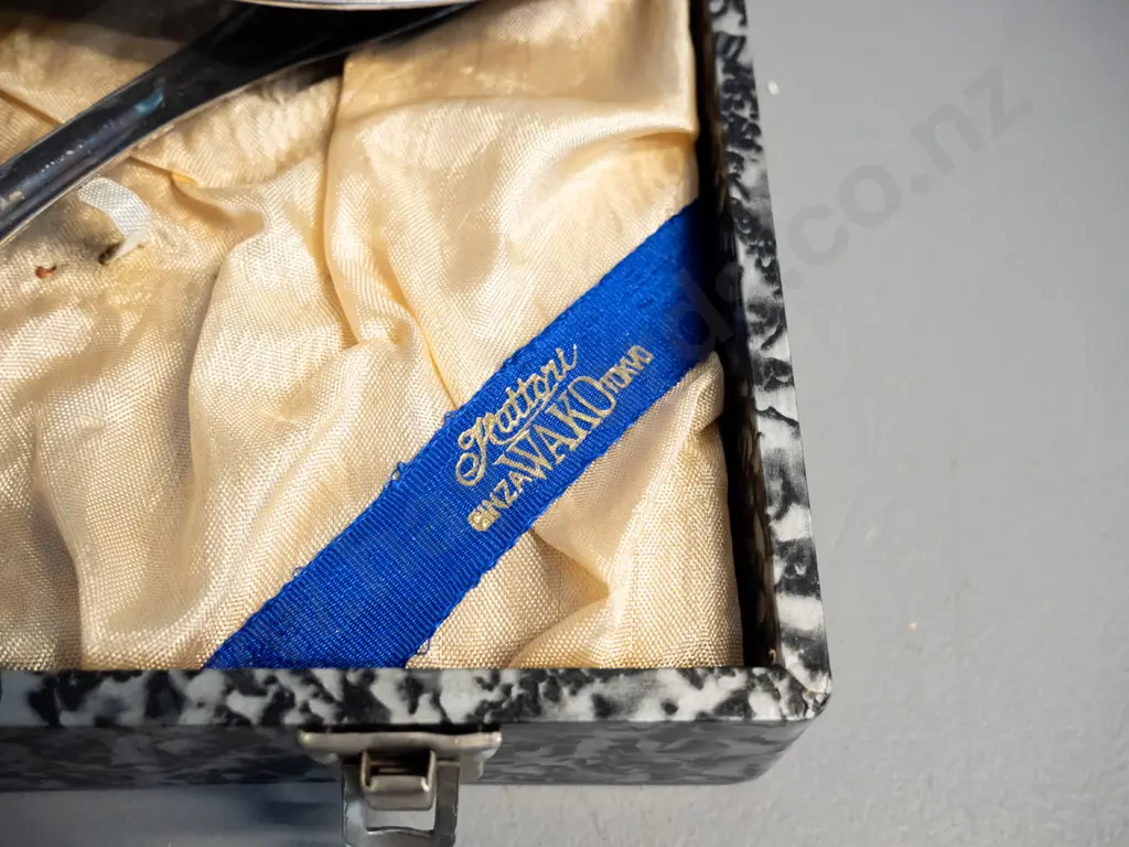 boxed Japanese silver plated lidded serving dish with spoons in fitted case, black bakelite or plastic handles, Image 1++