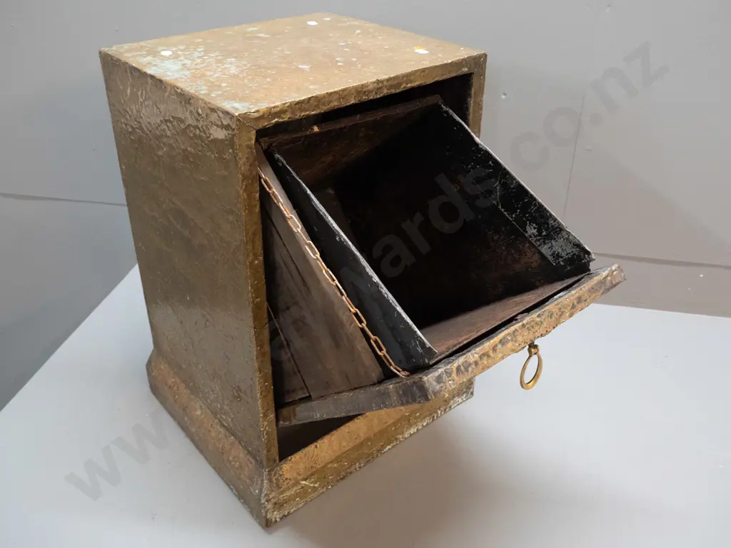beaten relief soldier pattern brass over timber coal bin with tin liner H-530 W-330 D-310 Image 1++