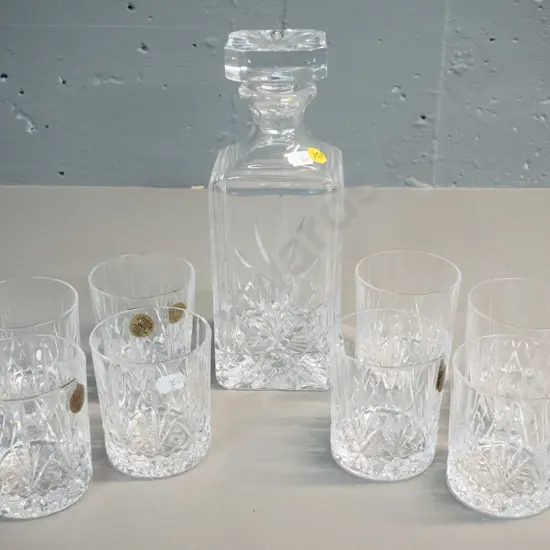 Capri Italy moulded crystal stoppered whisky decanter and 8 glasses. Decanter H-240