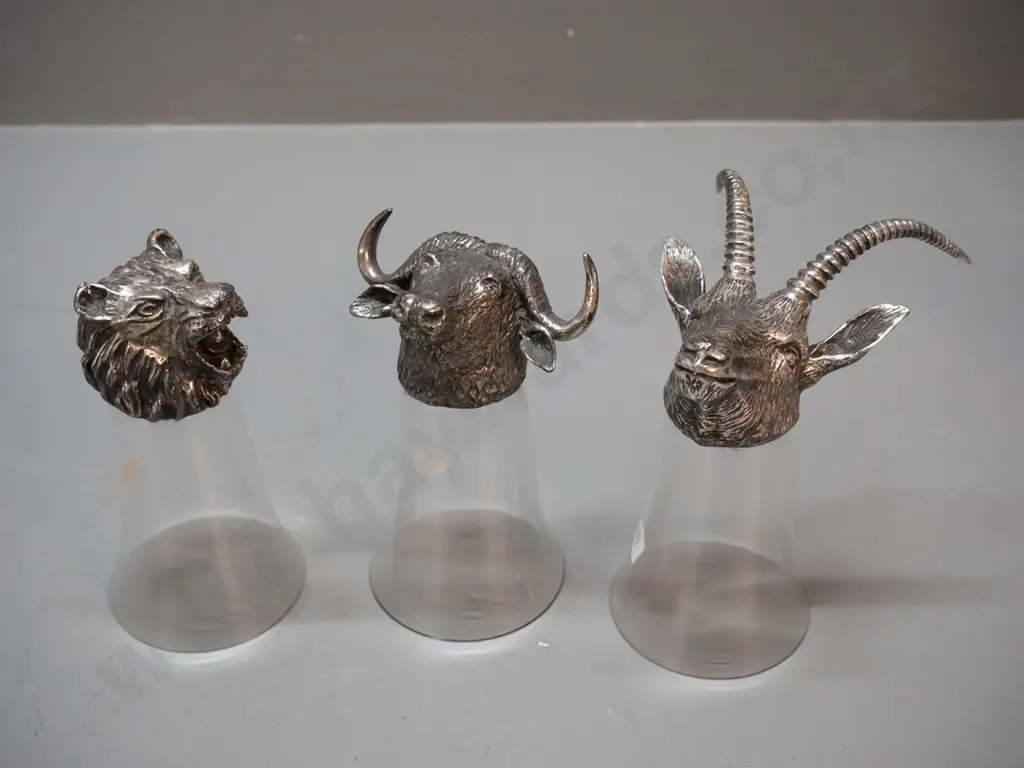 3 stirrup cup style glasses with plated cast metal animal head bases - H-135 Image 1++