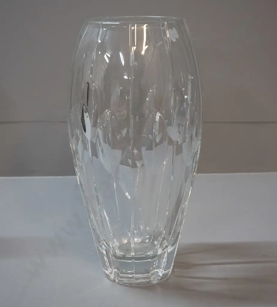 large heavy Stuart crystal vase with fluted decoration H-320 D-120 Image 1++