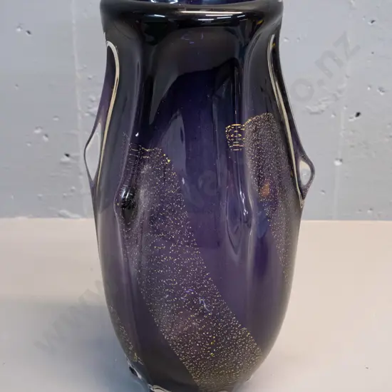 large heavy ribbed art glass vase - amethyst with gold flecks H-320
