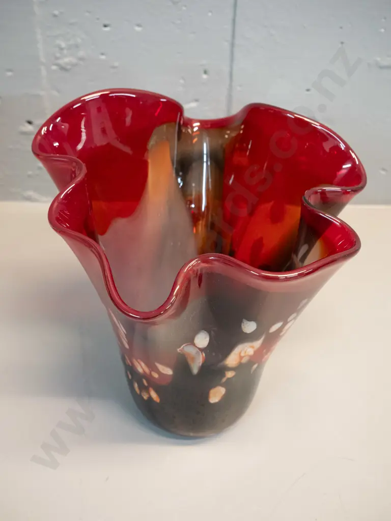 art glass handkerchief vase - red, black, cream and clear H-190 D-190 Image 1++