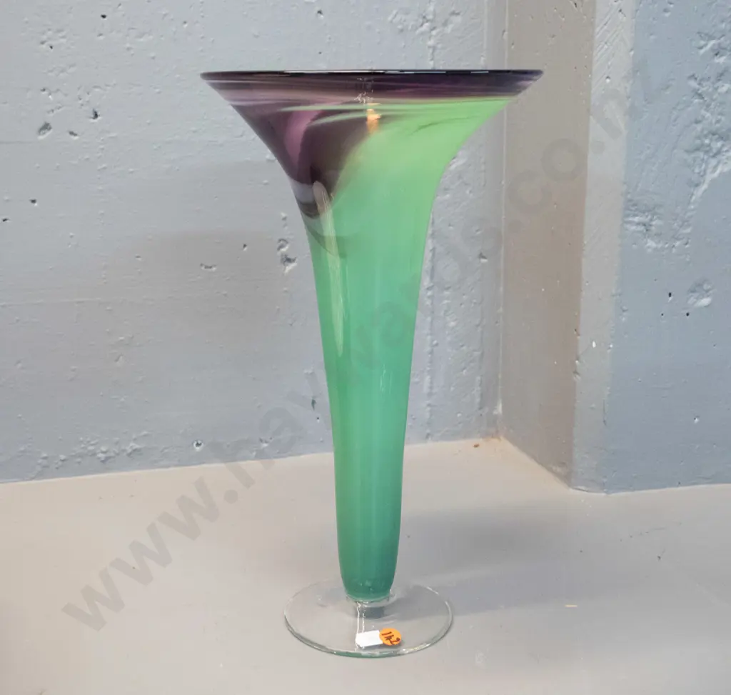 art glass trumpet vase green with purple and white swirl at rim - H-360 D-210 Image 1++