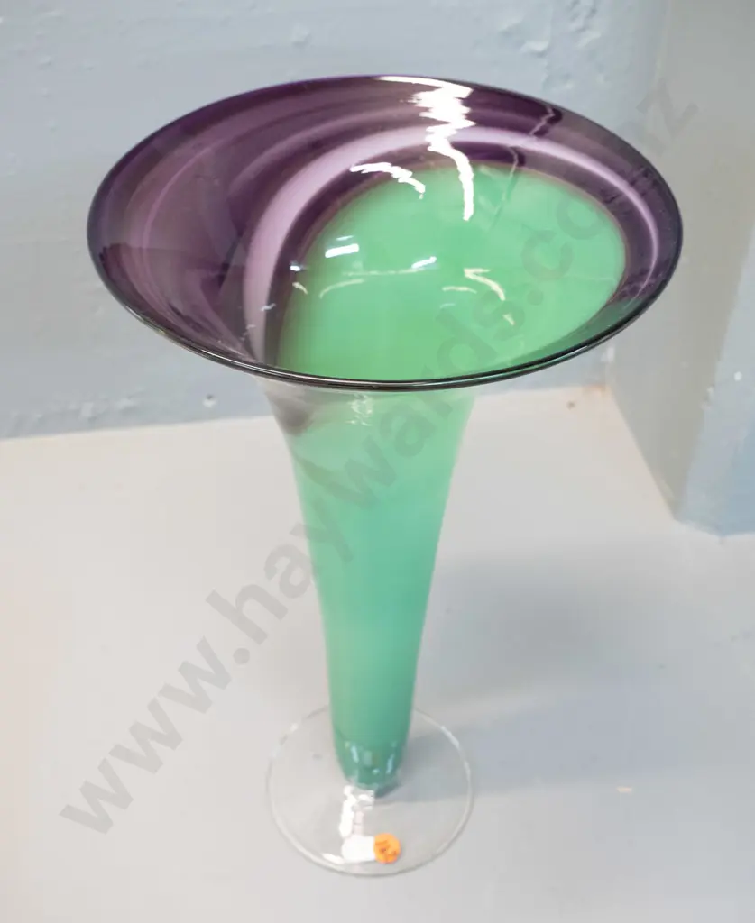 art glass trumpet vase green with purple and white swirl at rim - H-360 D-210 Image 1++