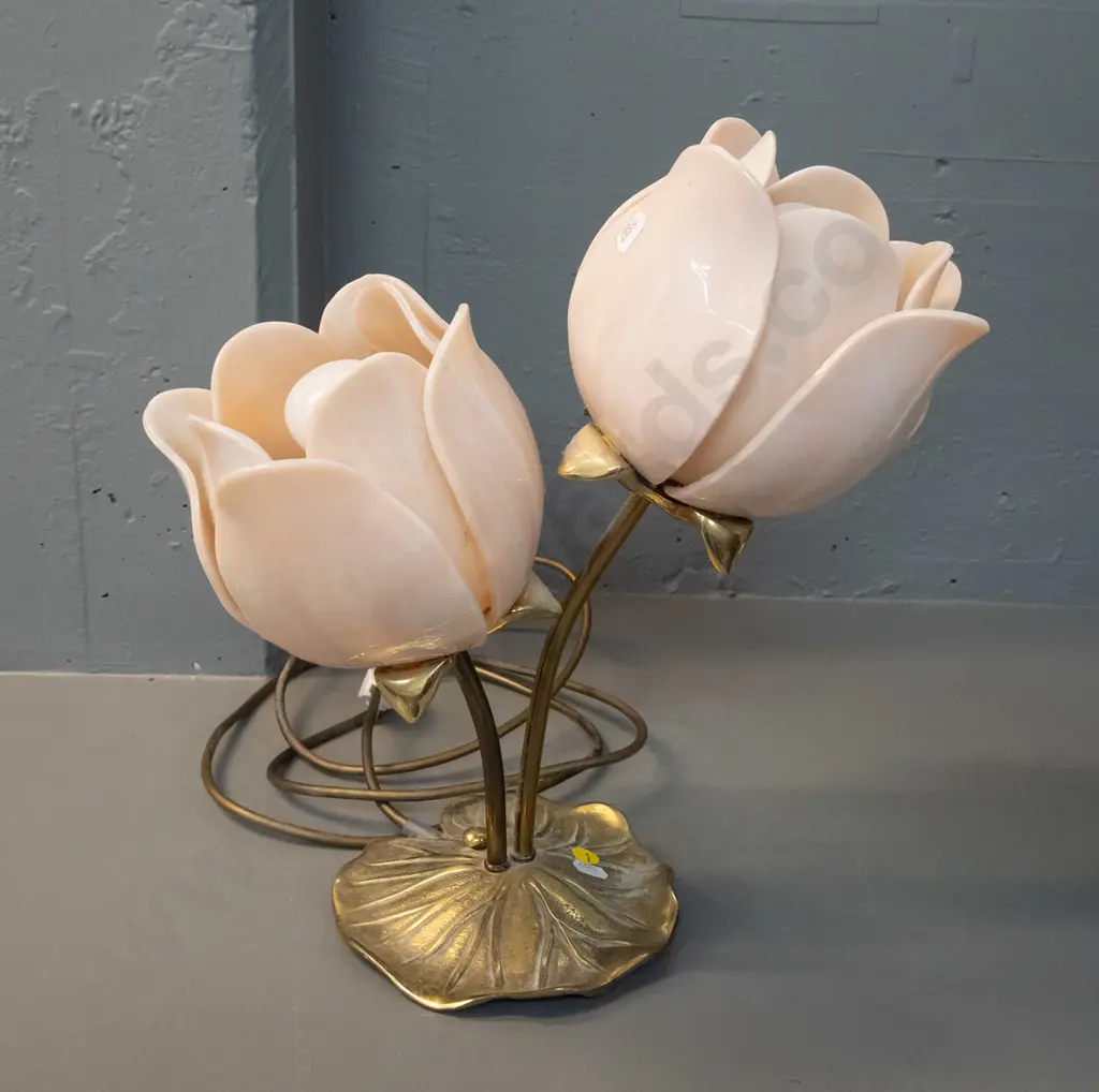 water lily lamp with cast brass base and 2 flower shaped shades with plastic petal design H-390 W-350 Image 1++
