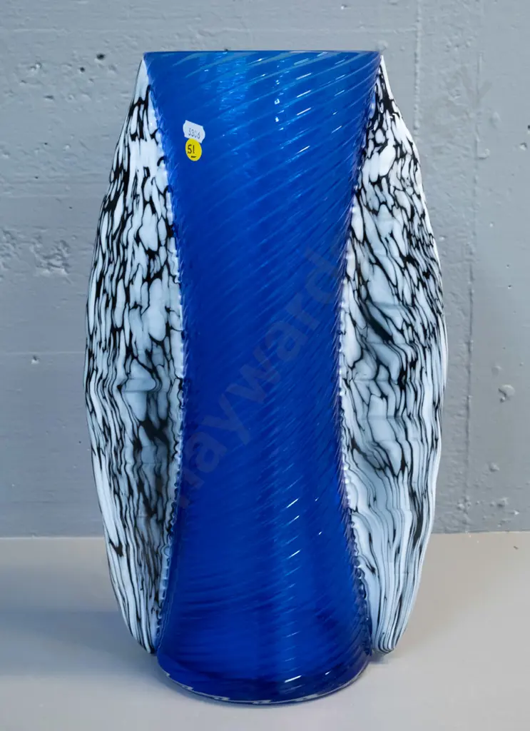large art glass spiral ribbed vase with side 'wings' and Lirici sticker - H-435 W-250 - has hard to decipher mark Image 1++