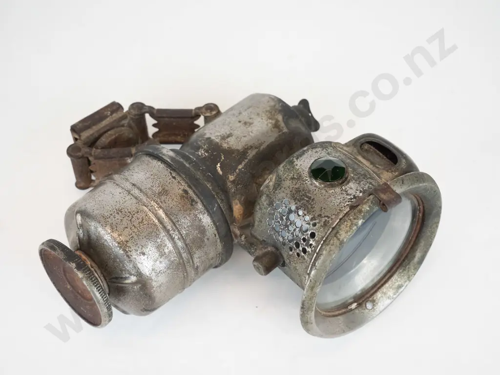 vintage P&H Limited "New Revenge" carbide bicycle lamp - general wear and some corrosion Image 1++