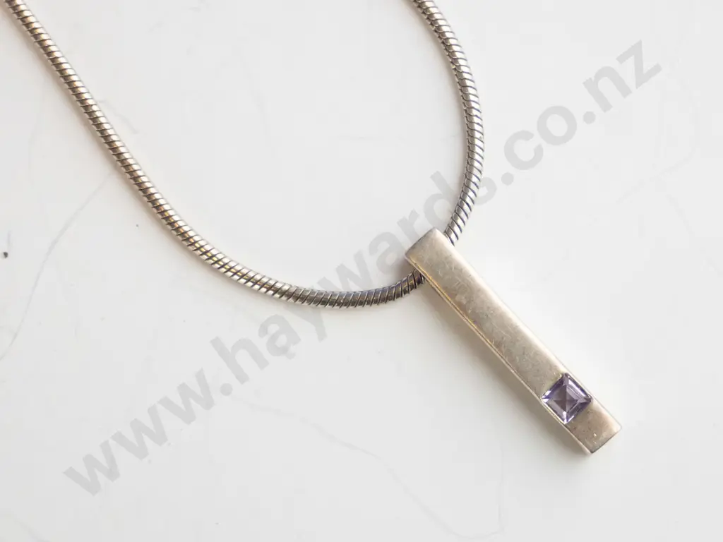 silver necklace with small amethyst all stamped 925 Image 1++