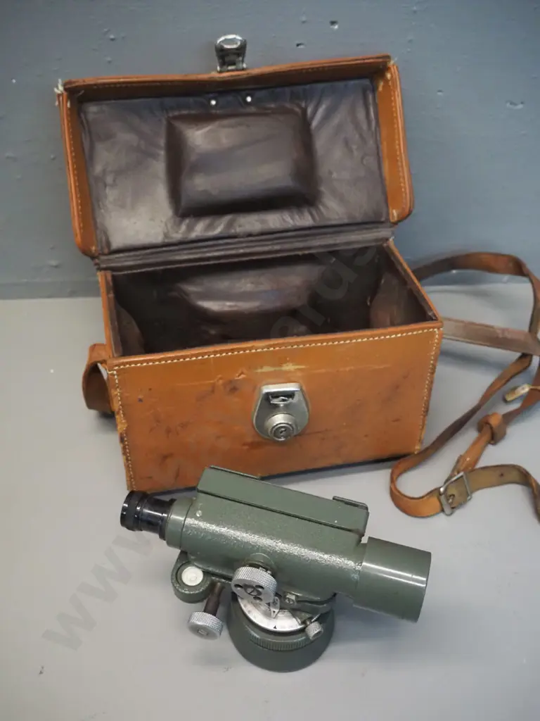 vintage surveyors level in fitted leather case - marked Watts London / Reg. 93977, case has Watson-Victor NZ label. Image 1++